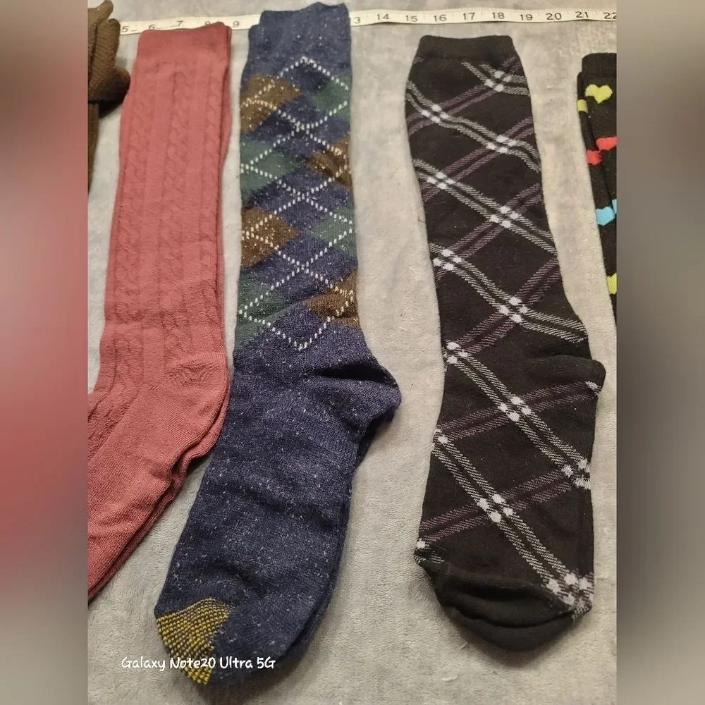0467. EUC ~ 5 ~ Pair of Knee Socks ~ Fibromyalgia keeps me from wearing them 😪
